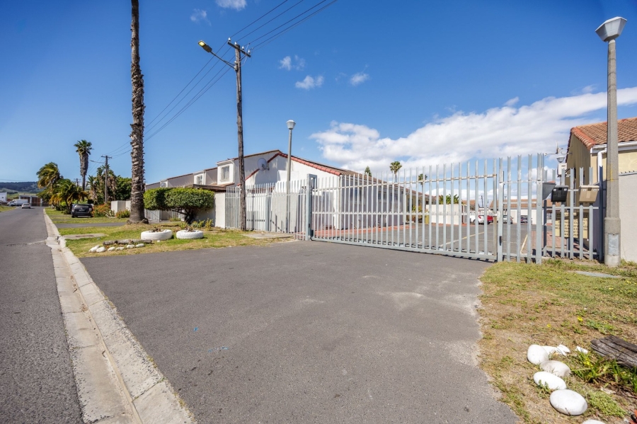 2 Bedroom Property for Sale in Rustdal Western Cape